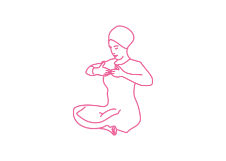 Движение кистями рук к груди в Простой Позе 2