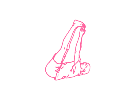 Дыхание огня лежа на спине, держась руками за пальцы ног Дыхание огня лежа на спине, держась руками за пальцы ног