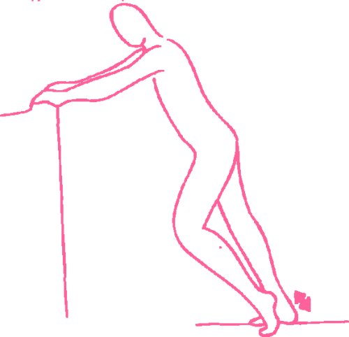 Ходьба не месте, держась за край ванной. Упражнение Кундалини Йоги