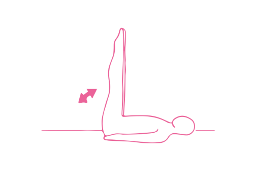Подъемы ног на 90 градусов одновременно (1-2 мин)