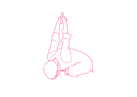 Попеременные наклоны к коленям с мудрой за спиной (2-3 мин) 1