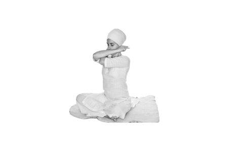 Скрещивания рук перед грудью 2. Упражнение Кундалини Йоги