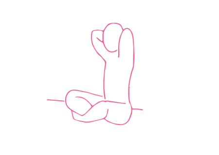 Вытягивание переплетённых за шеей рук 1